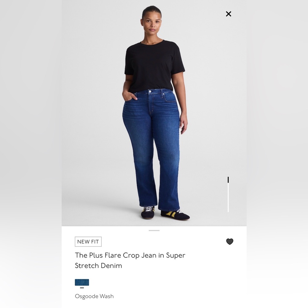 The Madewell Flare Crop Jean in Super Stretch Denim - Osgoode Wash